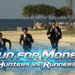 Run for Money Hunters vs Runners gameplay shows hunter chasing runner in fast multiplayer action on simple Android mobile game map.